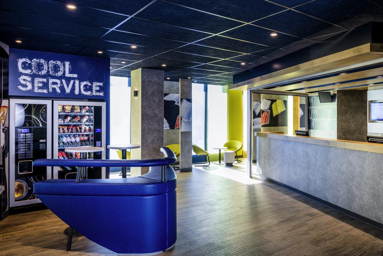Ibis Budget Saint Quentin Yvelines - Velodrome Montigny-le-Bretonneux Exterior photo