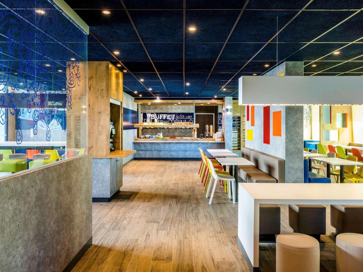 Ibis Budget Saint Quentin Yvelines - Velodrome Montigny-le-Bretonneux Exterior photo